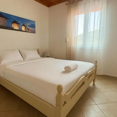 Patrick House Kariani * Karianí